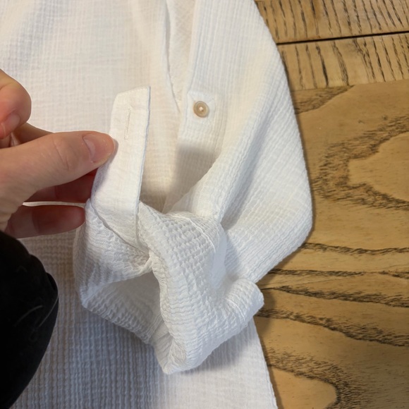 EUC! White TOMMY BAHAMA Coastview Gauze Top Size Small - Picture 10 of 11